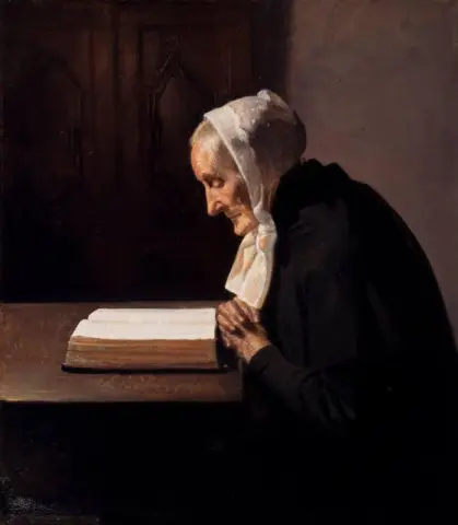 Mrs Br Ndum Reading The Bible