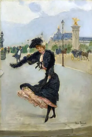 Elegante di fronte al Grand Palais sul Ponte Alexandre Iii