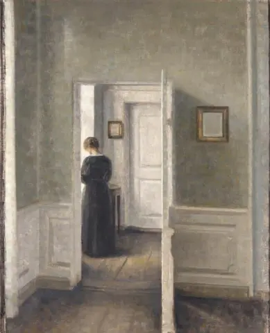 Una Donna In Un Interno