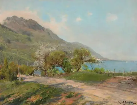 Vista desde una carretera costera cerca de una bahía italiana