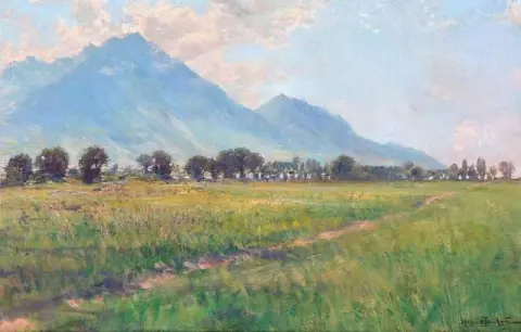 Vista De Los Campos Italianos. En las montañas de fondo