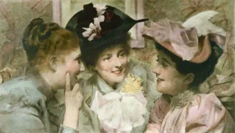 Aka Three Girl S Heads