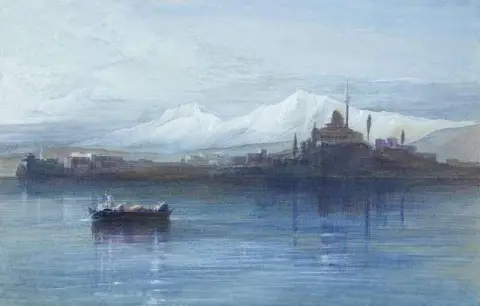 Lago Pamvotis guardando verso la moschea Aslan Pasha Ioannina