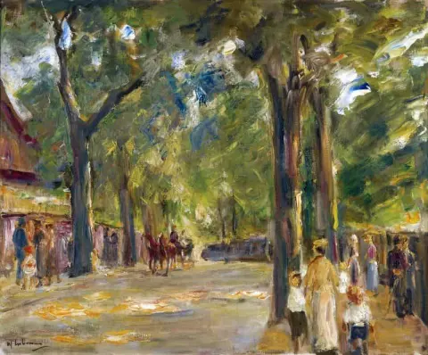 Figures On The Grosse Seestrasse In Wannsee