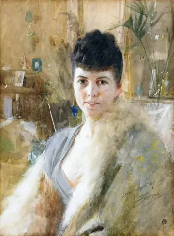 Signora con mantello di pelliccia